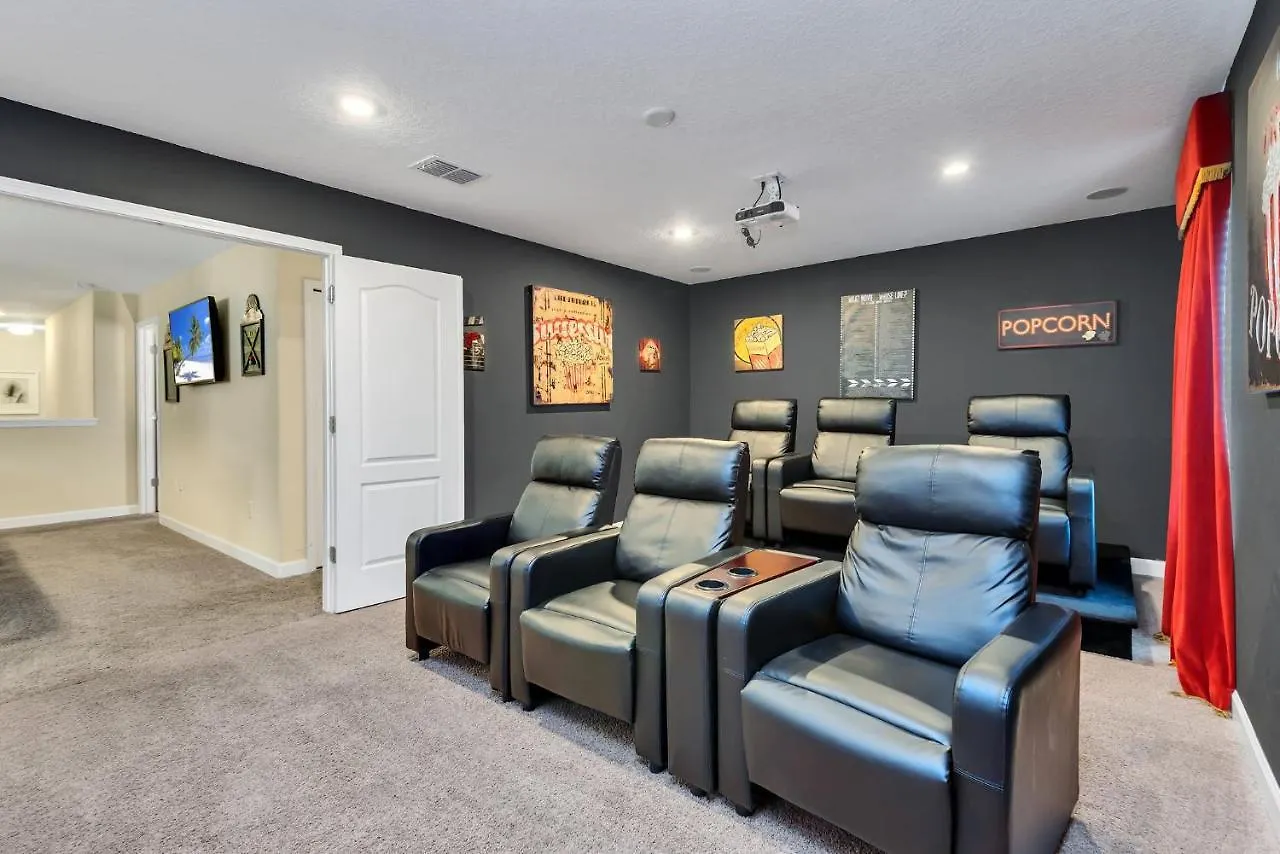 度假居 Warm And Inviting Family Villa Themed Rooms Movie Room And Upstairs Entertainment Loft Four Corners