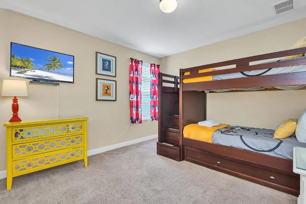 Warm And Inviting Family Villa Themed Rooms Movie Room And Upstairs Entertainment Loft Four Corners