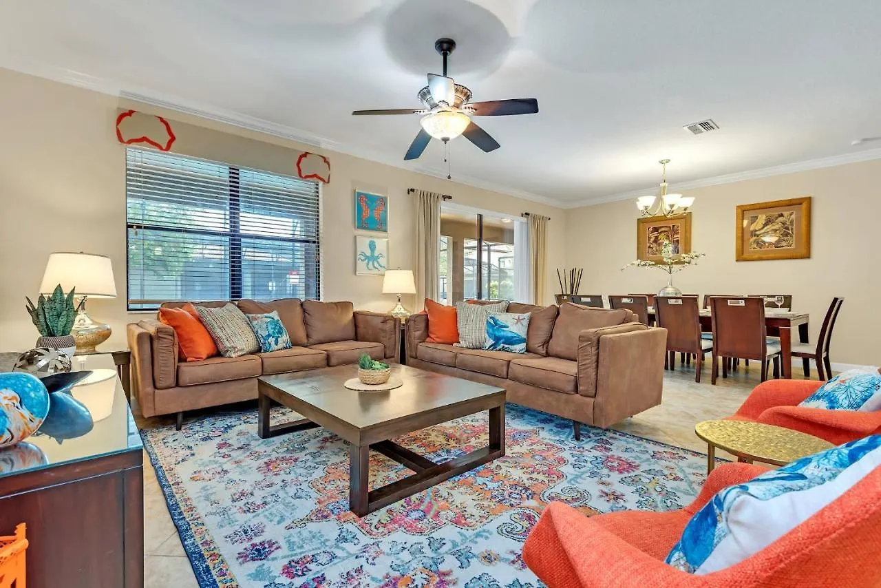 Warm And Inviting Family Villa Themed Rooms Movie Room And Upstairs Entertainment Loft Four Corners